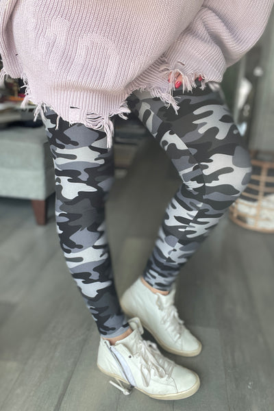 Yoga Waist 5" Gray Army Print Queen Size Leggings