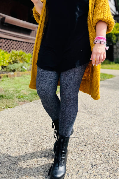 Yoga Waist 5” Gray Knit Print Band CURVY Size Leggings