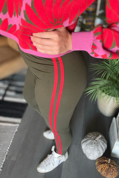 Solid Leggings with side stripes CURVY SIZE (Multiple options)