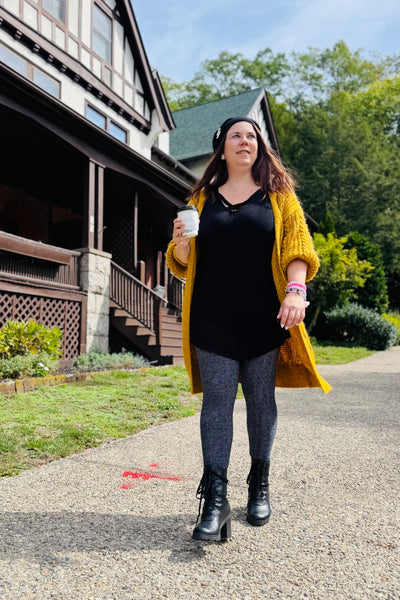 Yoga Waist 5” Gray Knit Print Band CURVY Size Leggings