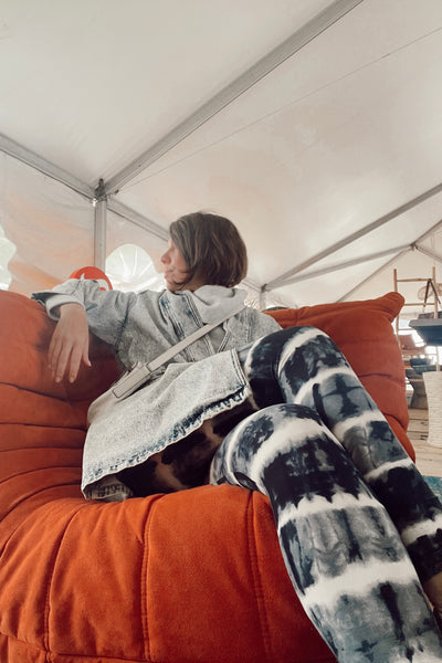 Yoga Waist (5") Gray Tie Dye Print Leggings