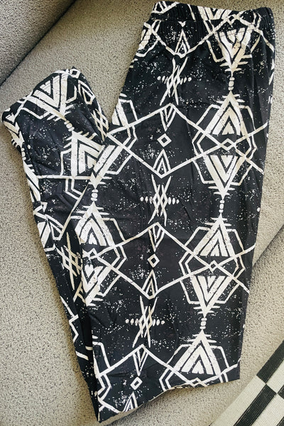 Black/White Tribal Print QUEEN SIZE Leggings