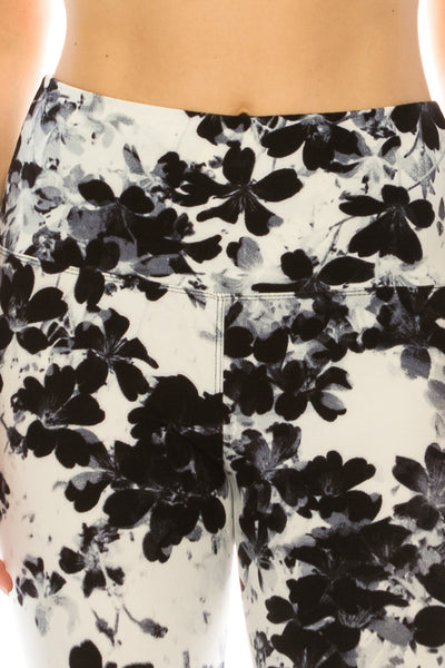 Yoga Waist 5" Abstract Flower Print CURVY SIZE Leggings