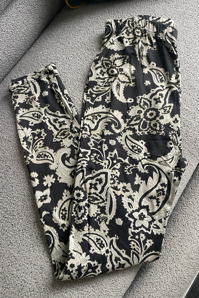 Paisley Boho Print Leggings(Tan or Gray)