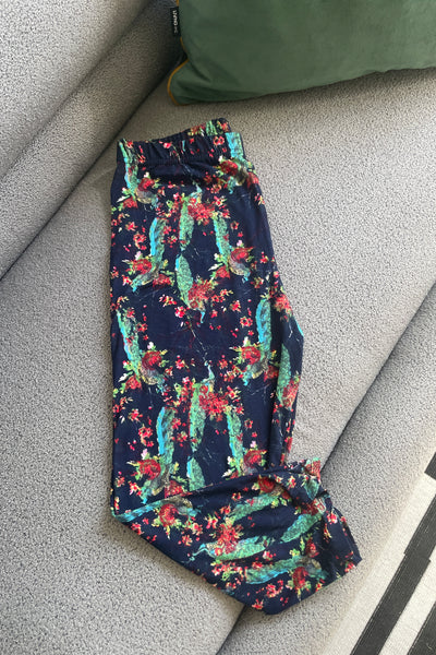 Abstract Print Capris(Multiple Choice)