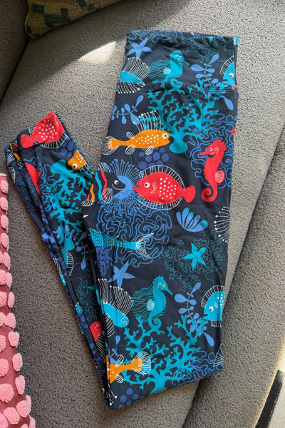 Yoga Waist 3" Seaworld Print Leggings