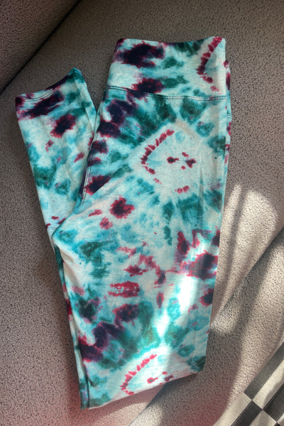 Yoga Waist 3" Watercolor Tie Dye Print Leggings