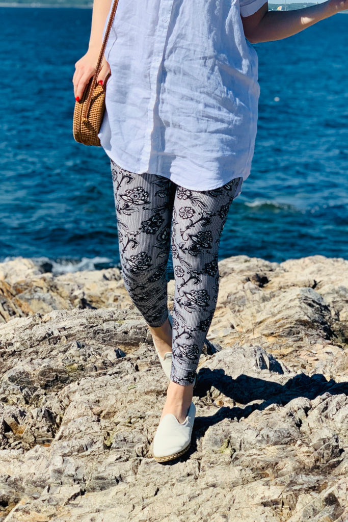 Lace Print Leggings