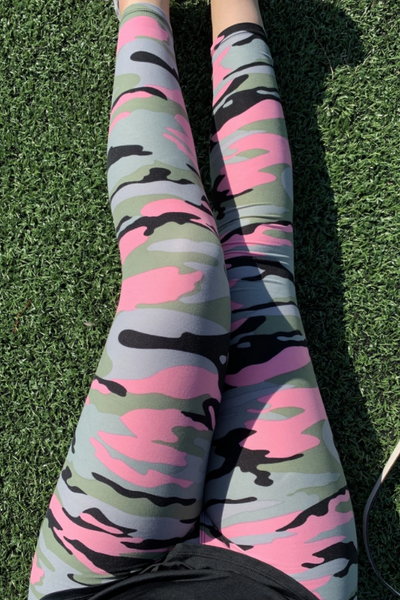 Yoga Waist 5" Pink/Olive Army Print Queen Size Leggings