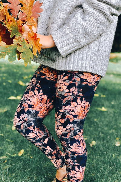 Yoga Waist 5" Navy/Peach Floral Print Leggings