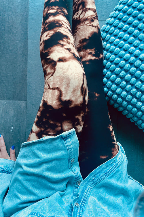 Yoga Waist Amber Tie Die Print Curvy SIZE Leggings