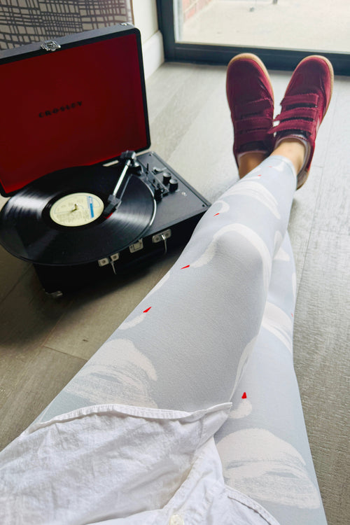 Yoga Waist 3" Swan Print OS Leggings