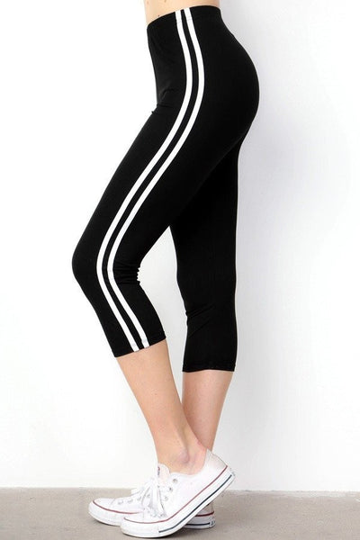 Black CURVY SIZE Capris with Side Stripes