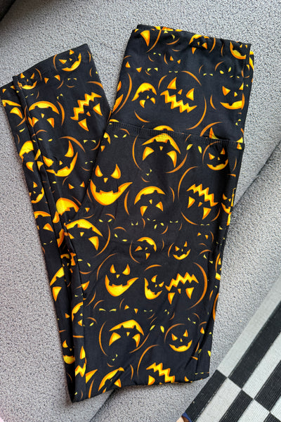 Yoga Waist 5" Halloween Pumpkin Print Leggings