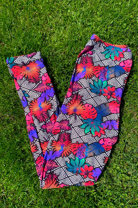 Yoga Waist 5" Abstract Flower Print  Leggings