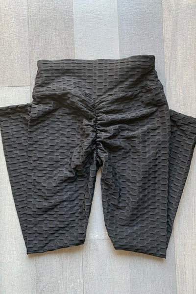 Solid Textured Active Yoga Waist Leggings with a Scrunchy Back Detail