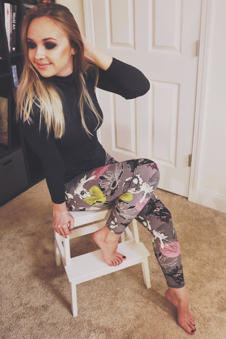 Yoga Waist 5" Abstract Flower Print  Leggings