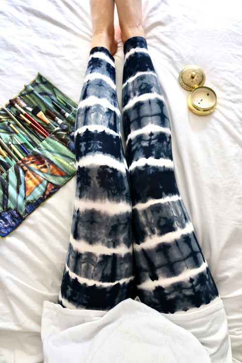 grey white tie dye buttery Soft Microfiber High Waist Fashion Patterned Celebrity Leggings for Women one size